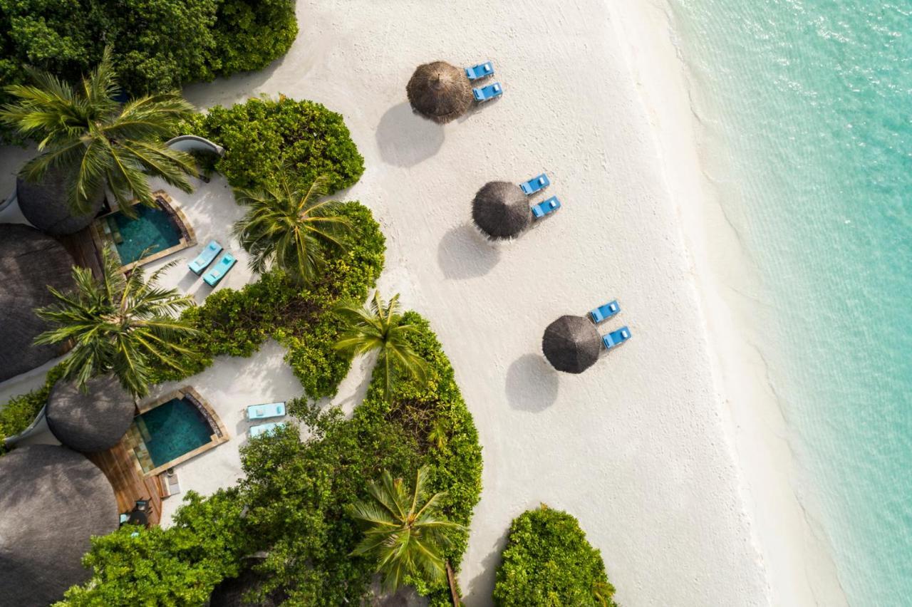 Four Seasons Resort Maldives At Kuda Huraa Esterno foto